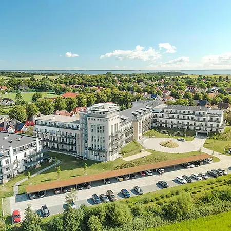Mehr Meerblick - Stilvolle Mit Panoramablick Auf Ostsee Und Saaler Bodden Apartment