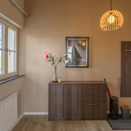 公寓 Mehr Meerblick - Stilvolle Mit Panoramablick Auf Ostsee Und Saaler Bodden 欧巴德伍斯图